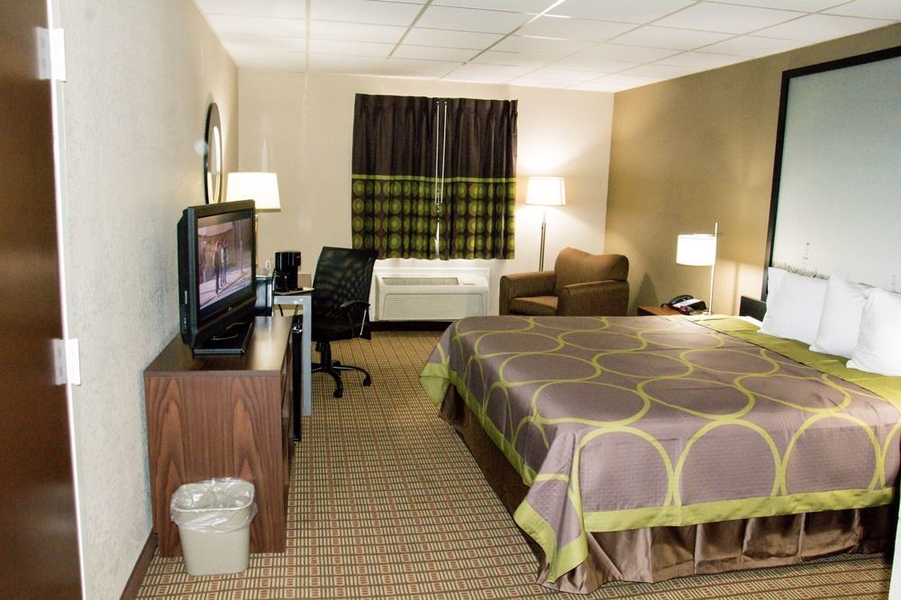 Super 8 By Wyndham Buffalo Bagian luar foto